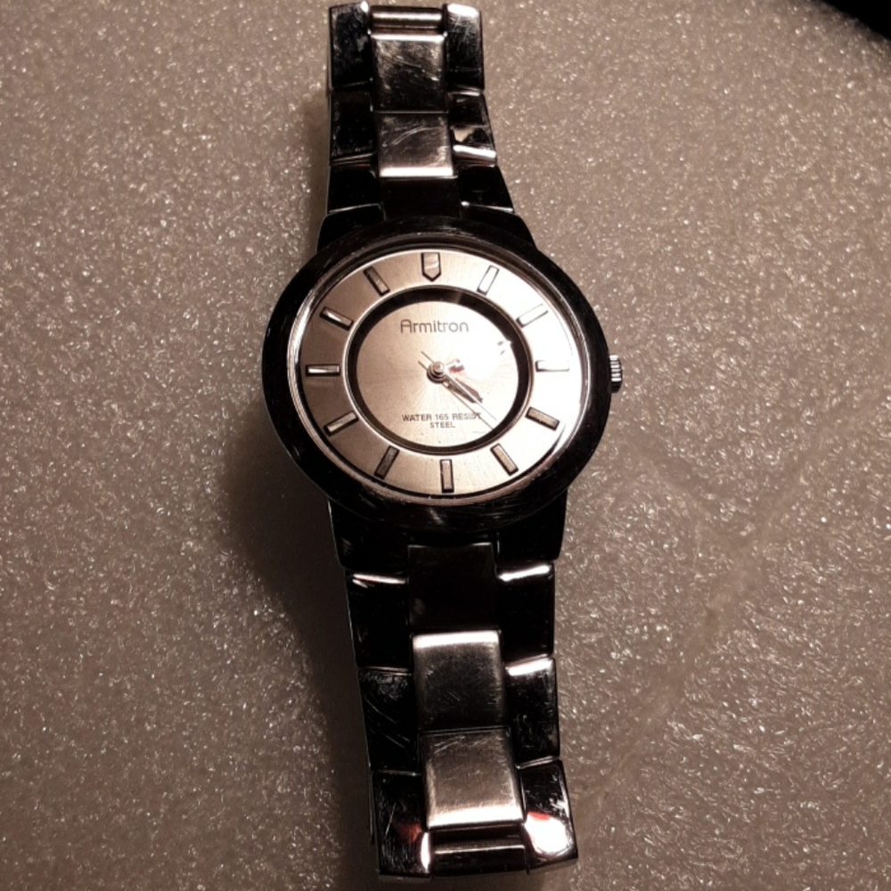 Mens watch